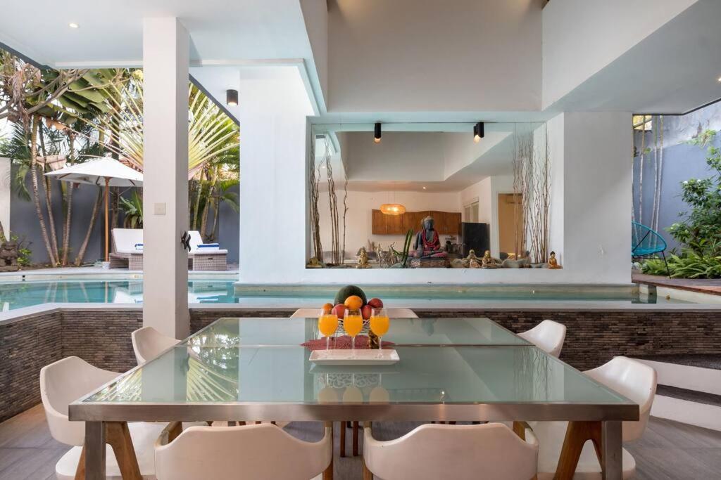 Danumaya * Seminyak (Bali)